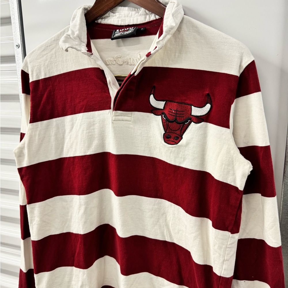 Just Don Chicago Bulls Rugby Red and White Striped Men's Shirt Small